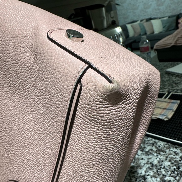 Michael Kors Leather Baby Pink Tote Bag. - Picture 8 of 10